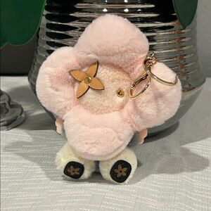 Fashion Jewelry Pink Plush Flower Key Holder